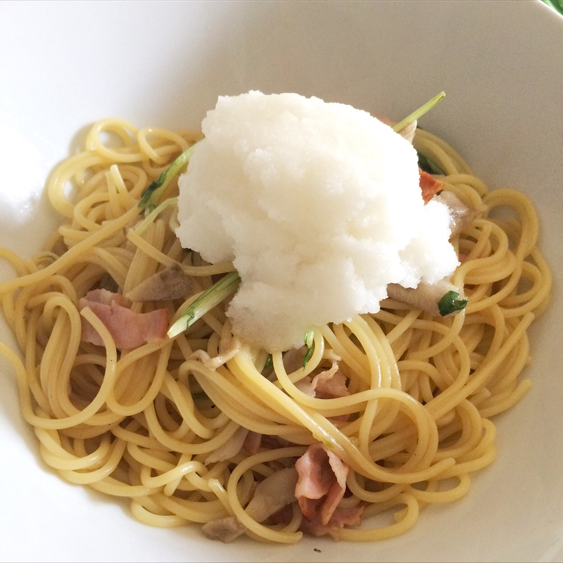 フライパンで！大根おろしとキノコの柚子胡椒パスタ