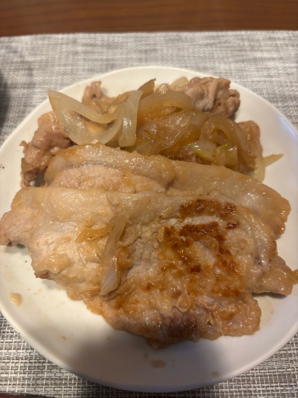 めんつゆと焼き肉のたれで！豚肉と玉葱の生姜焼き