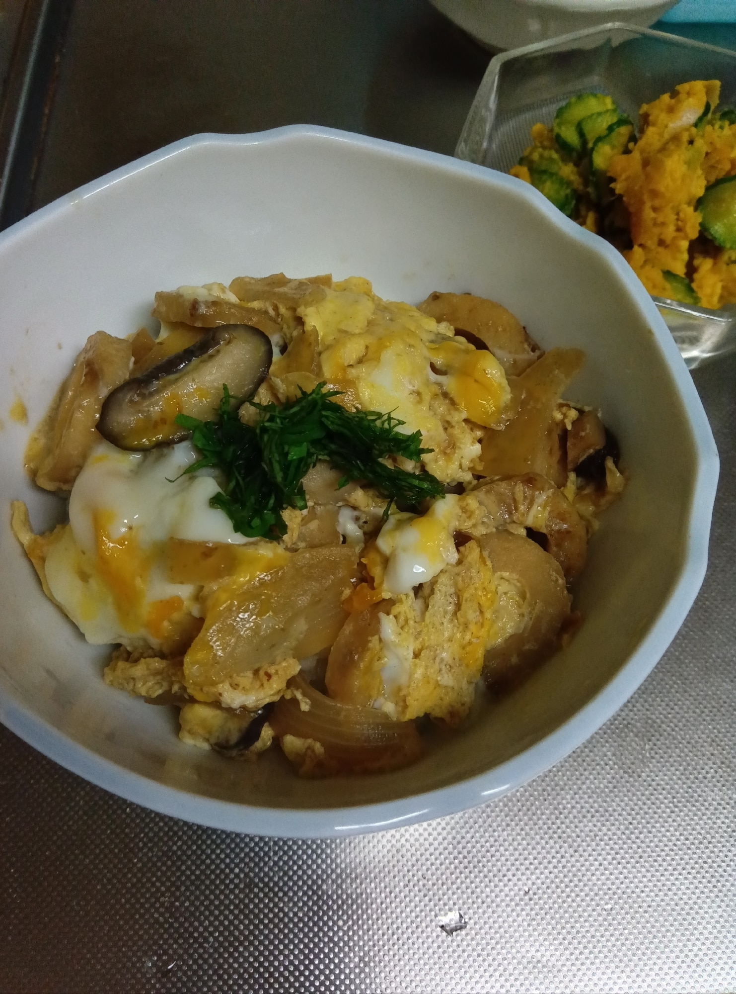 ちくわと椎茸の卵とじ丼 レシピ・作り方 by mococo05 - 楽天レシピ