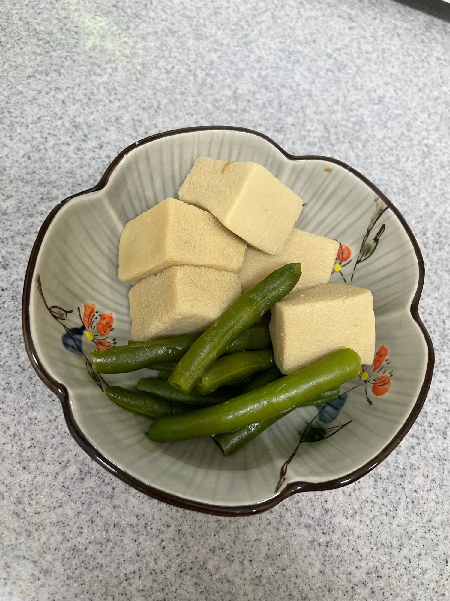 高野豆腐とインゲンの白だし煮