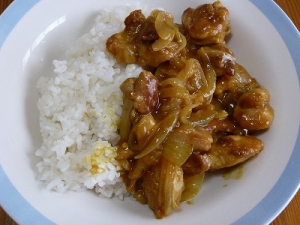 超簡単！鶏肉とたまねぎだけのチキンカレー♪