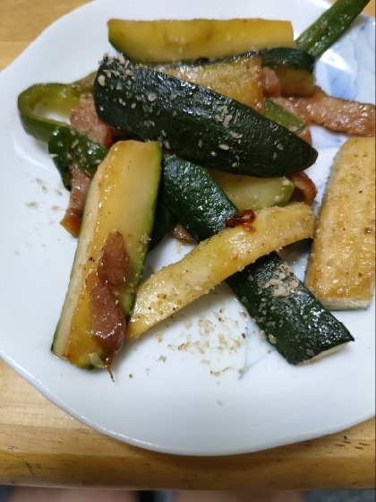 ズッキーニで夏のきんぴら炒め