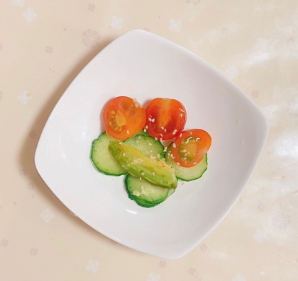 アボカドトマト