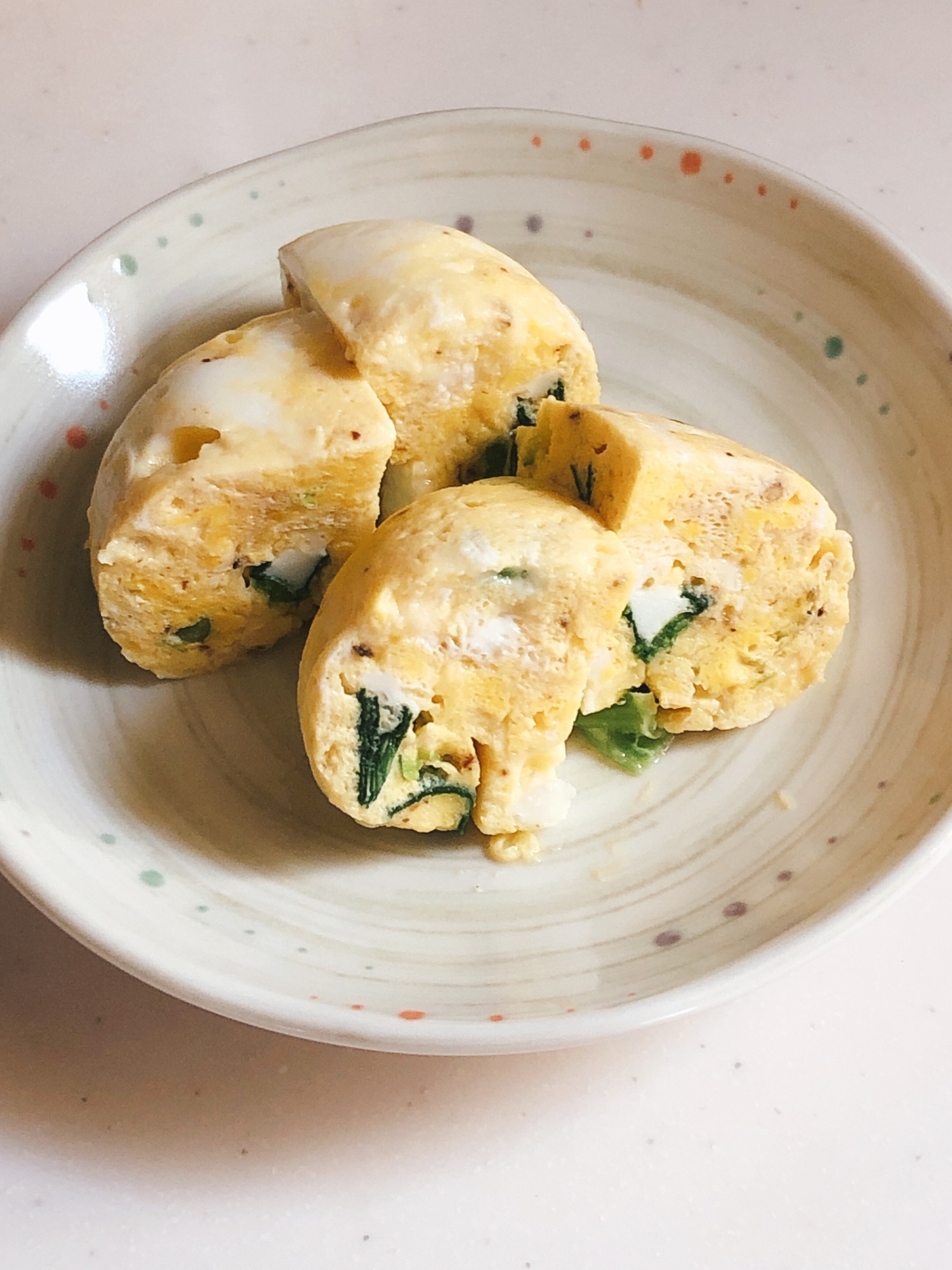 お弁当にレンジで簡単!☆チーズ卵焼き