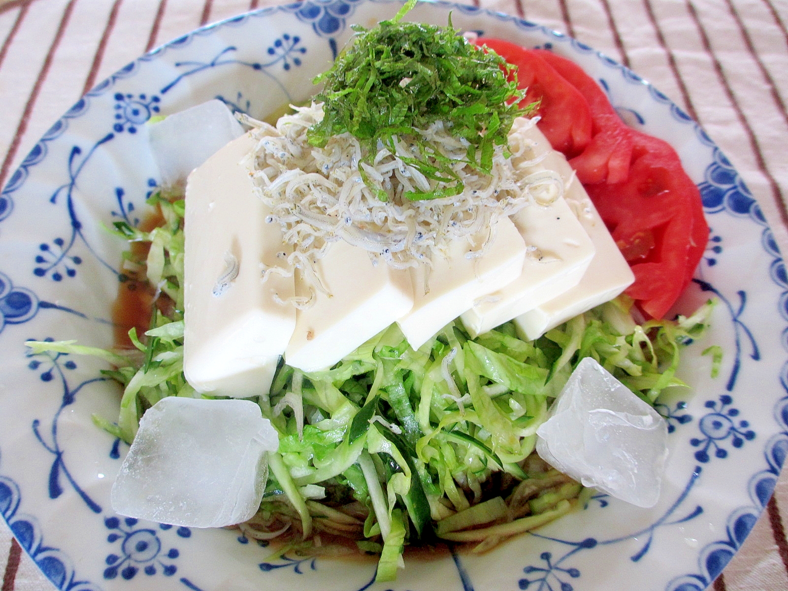 豆腐とレタスのサラダ素麺