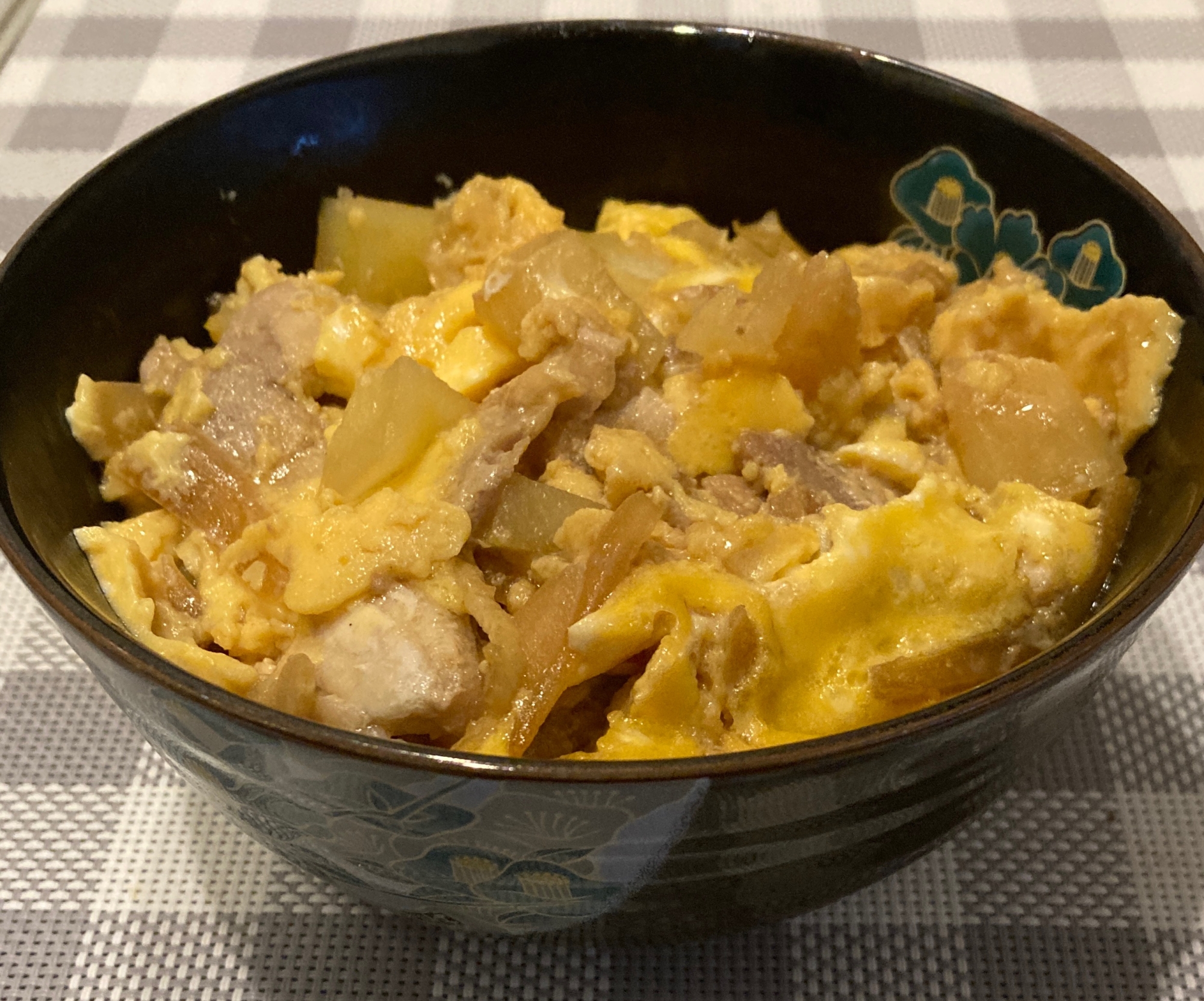 新じゃが入りの親子丼