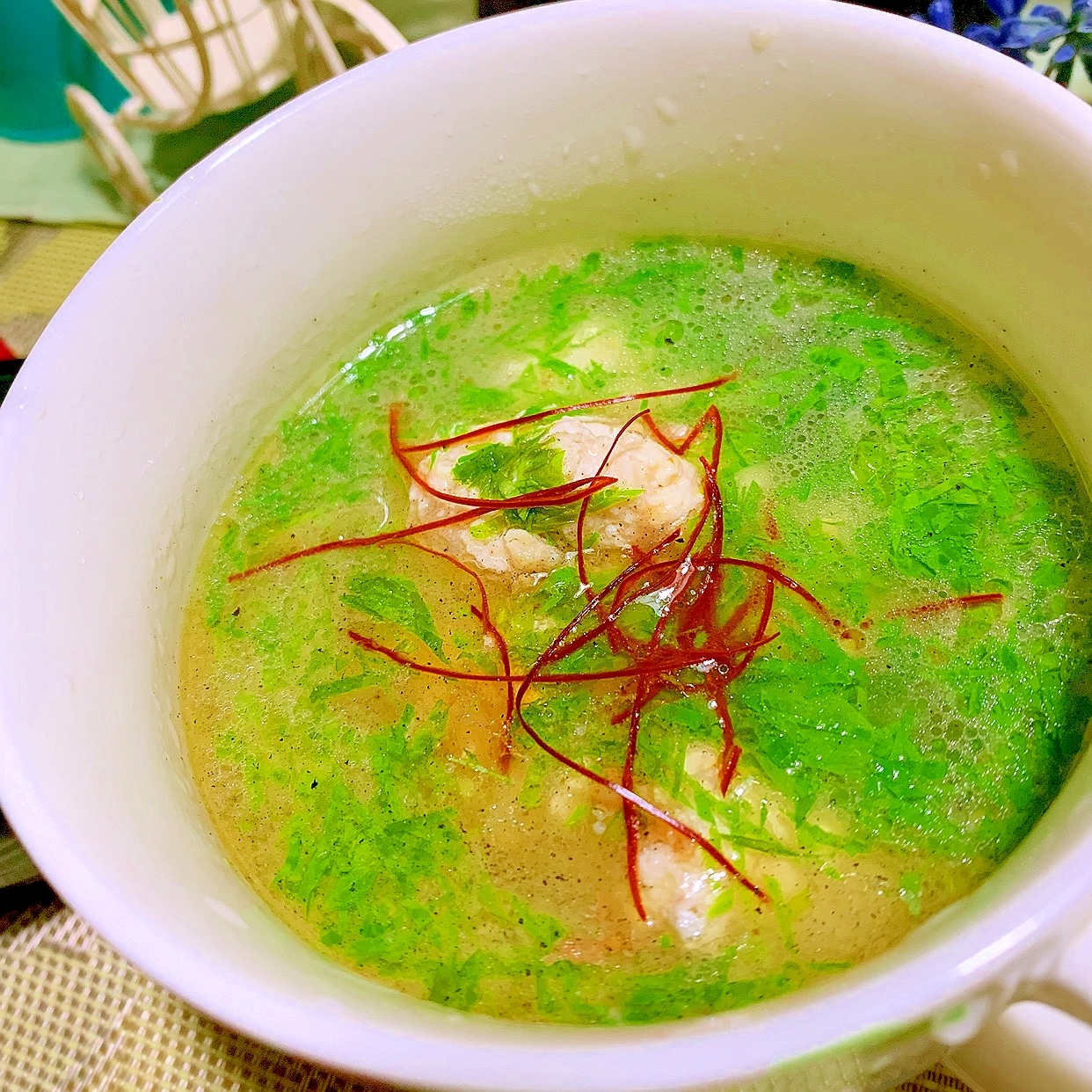 ふわふわ鶏ささ身豆腐団子の中華風スープ