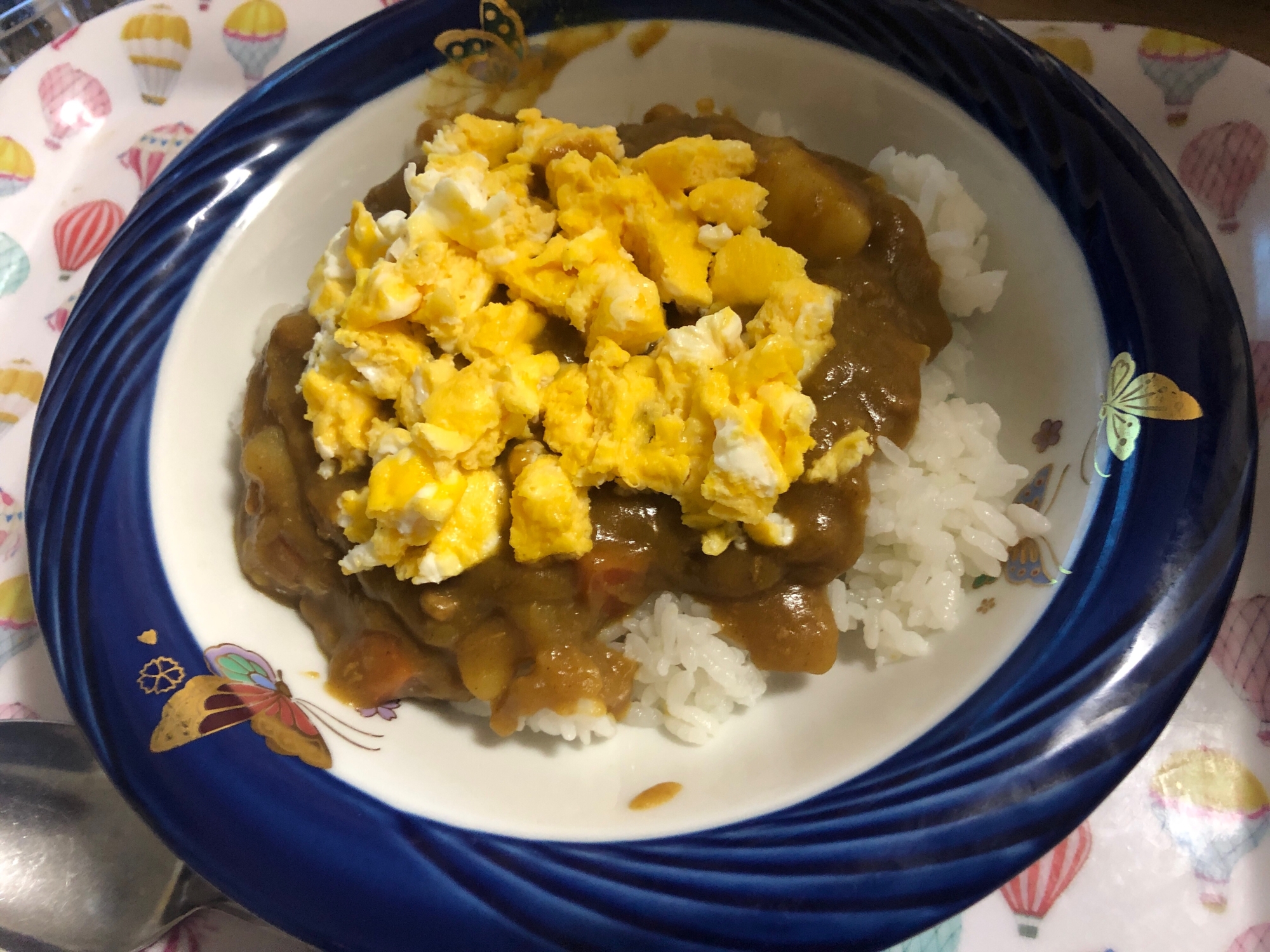 レンジで簡単美味しい♡チーズ卵カレー