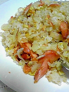 簡単で美味しい★鮭の炒飯