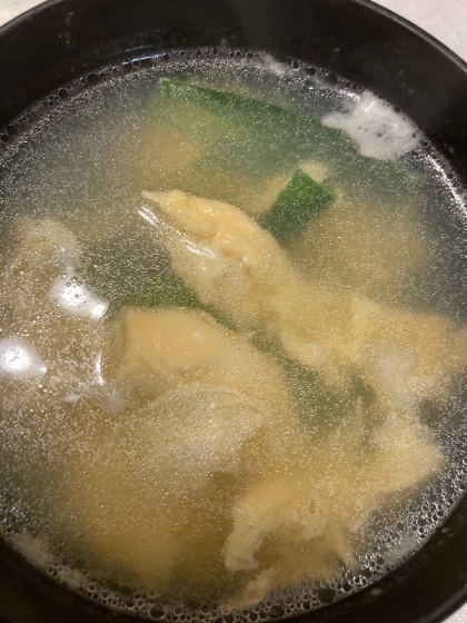 ウェイパーで簡単☆小松菜と卵のふんわり中華スープ