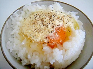 簡単絶品★丼で食べたい♪醤油じゃない卵かけご飯★