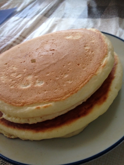 お正月明けで、ホットケーキミックスもパンもうちになくて作りました。ふわふわで美味しかったです。