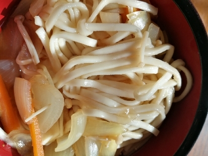 大根と人参とたまねぎとえのきのうどん