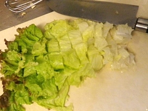 サニーレタスのゴマダレ レシピ・作り方 by leopoo - 楽天レシピ