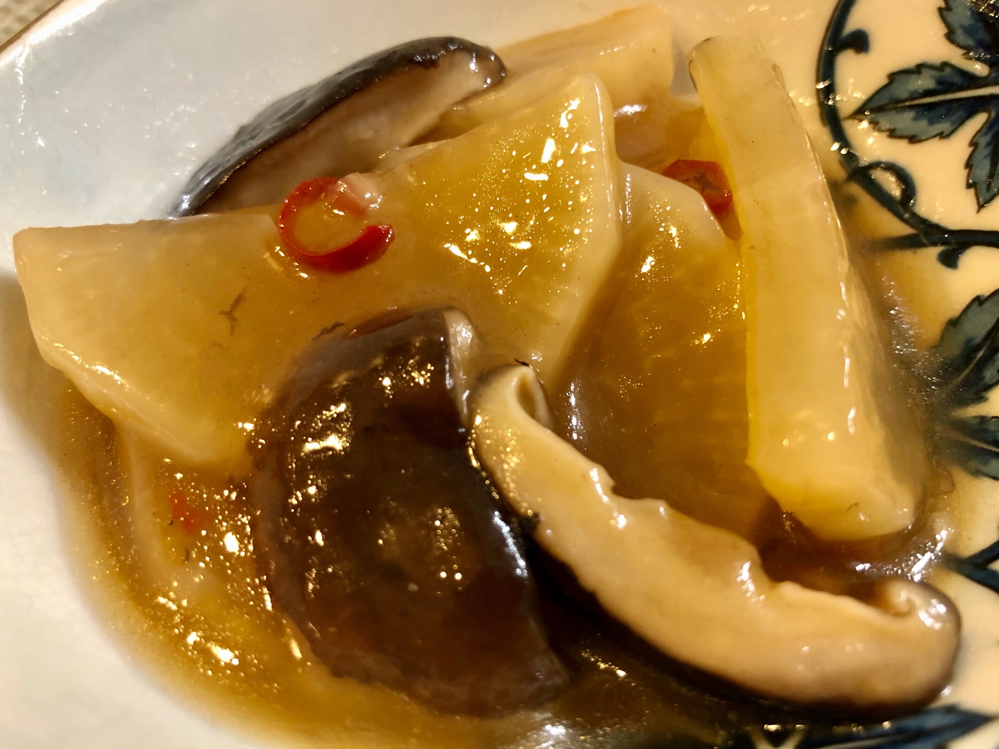 簡単副菜♫大根と椎茸のこってり中華風甘辛煮込み