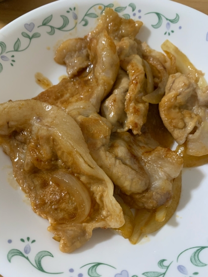 豚肉の下ごしらえはこれ！玉ねぎと豚肉の生姜焼き