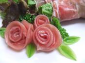 ベルサイユのバラ 簡単生ハムのバラ作りサラダ レシピ 作り方 By Iihi009 楽天レシピ ベルサイユのバラ 簡単生ハムのバラ作りサラダ レシピ 作り方 By Iihi009 楽天レシピ