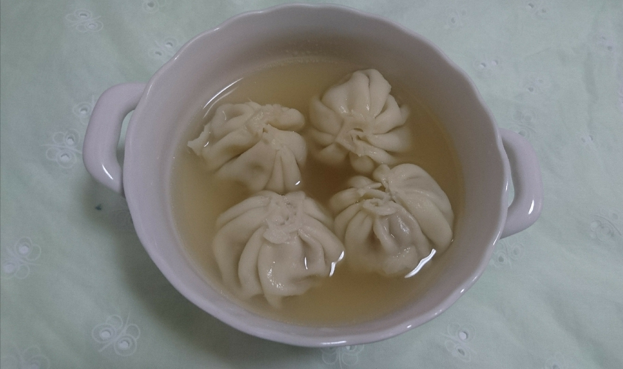 生姜で体温まる小籠包鍋✨西のまるごと鍋