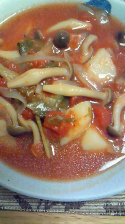 きのこトマトスープ