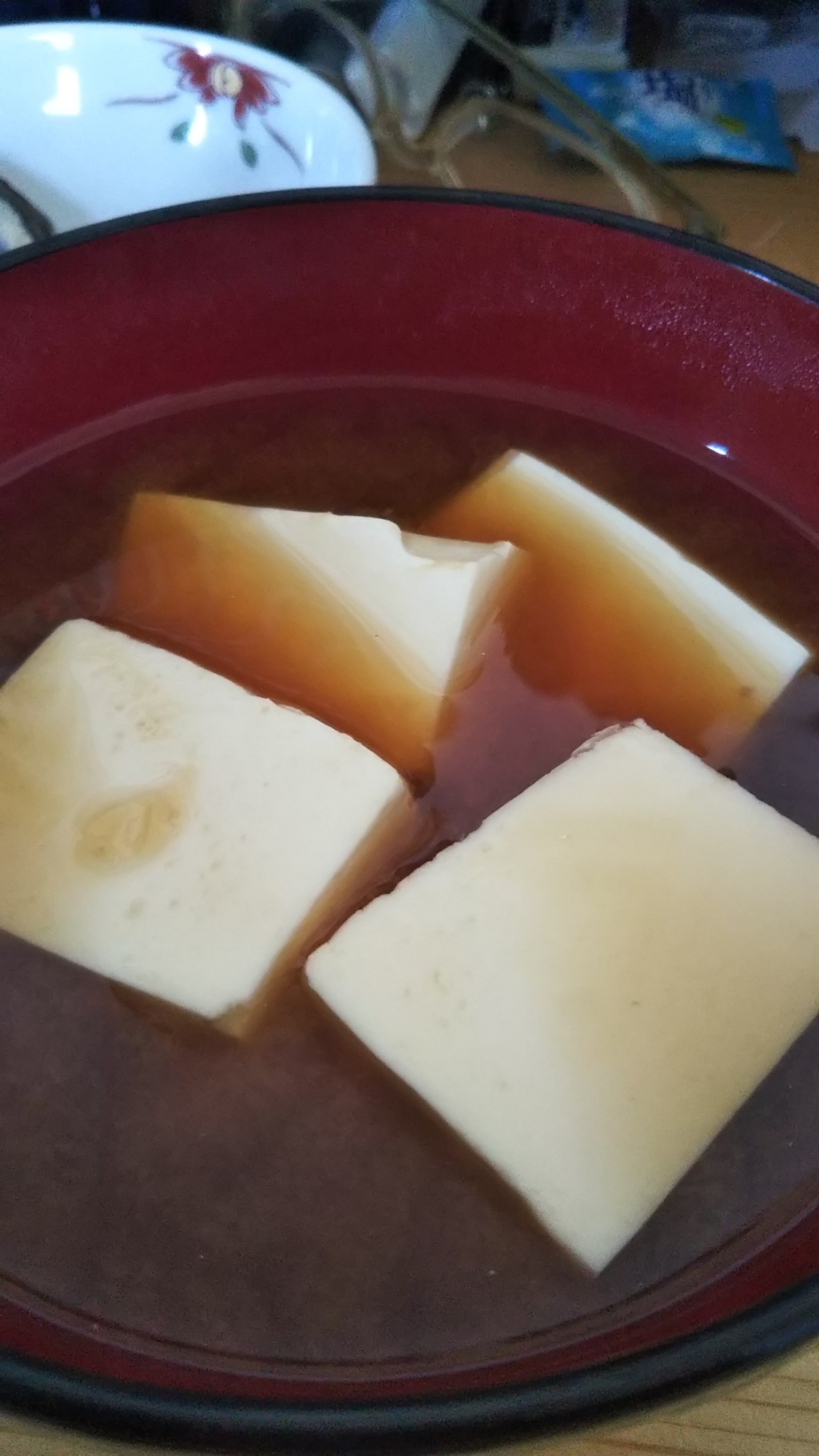 シンプルが一番！豆腐の味噌汁