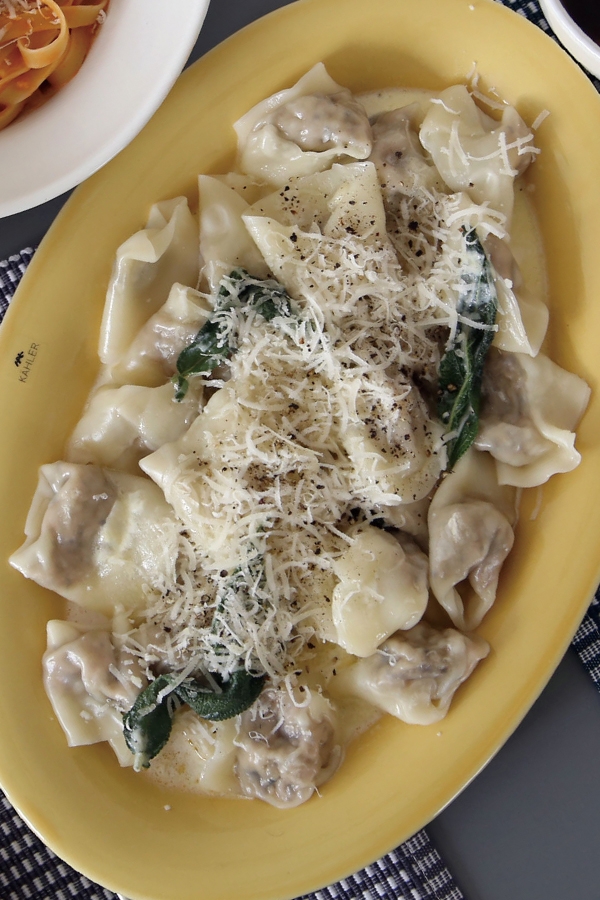 豚肉とマッシュルームのラビオリセージクリームソース レシピ 作り方 By 楽天出店店舗 Koz Life 北欧雑貨のお店 楽天レシピ 豚肉とマッシュルームのラビオリセージクリームソース レシピ 作り方 By 楽天出店店舗 Koz Life 北欧雑貨のお店 楽天レシピ