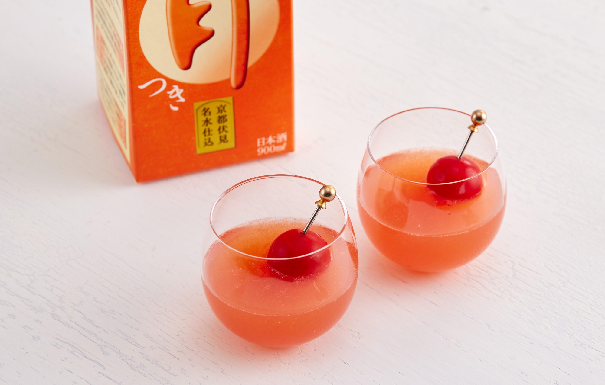 日本酒アレンジレシピ　赤い「つき」