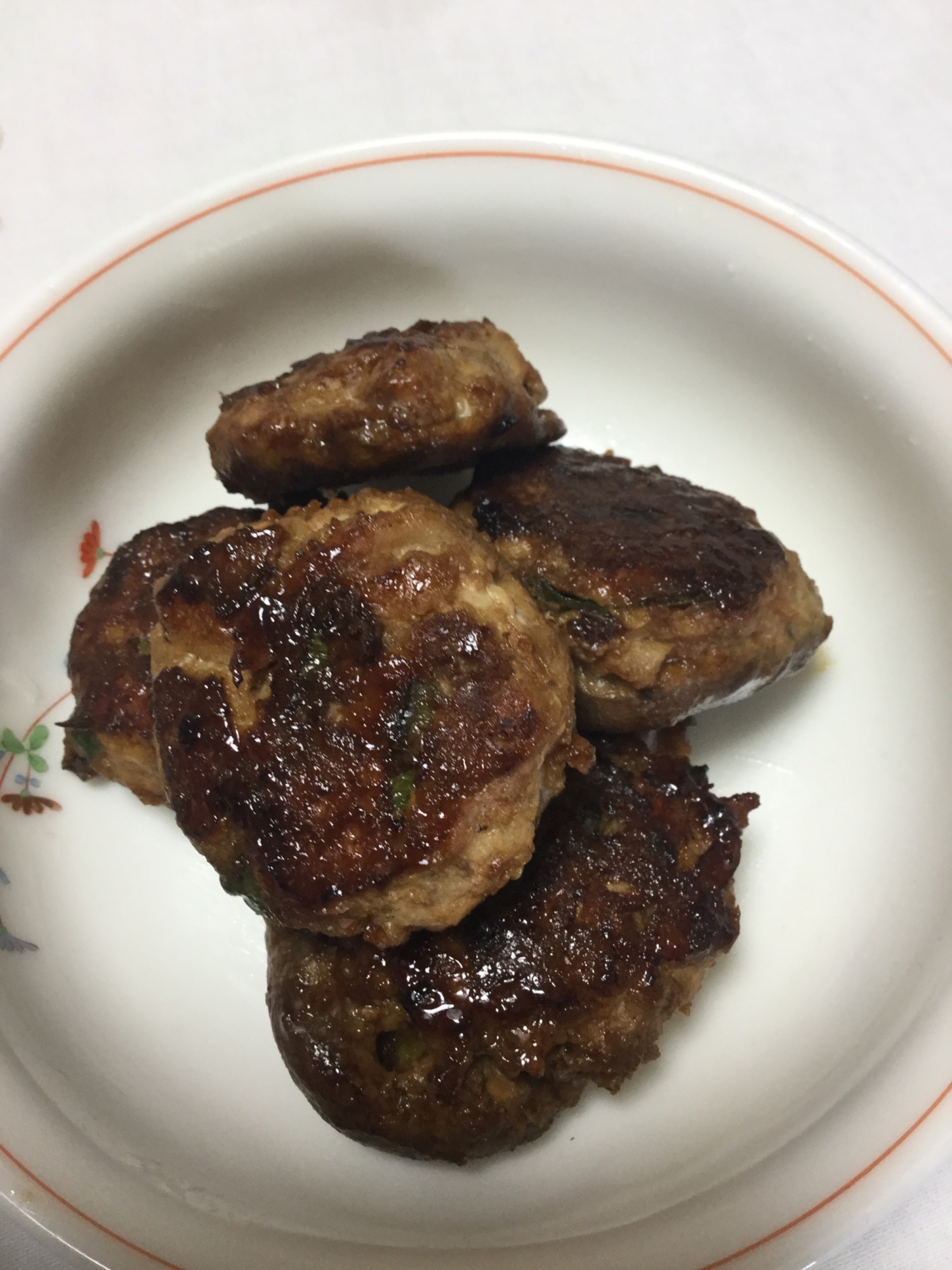 シャキシャキ蓮根鶏団子のしいたけ詰め