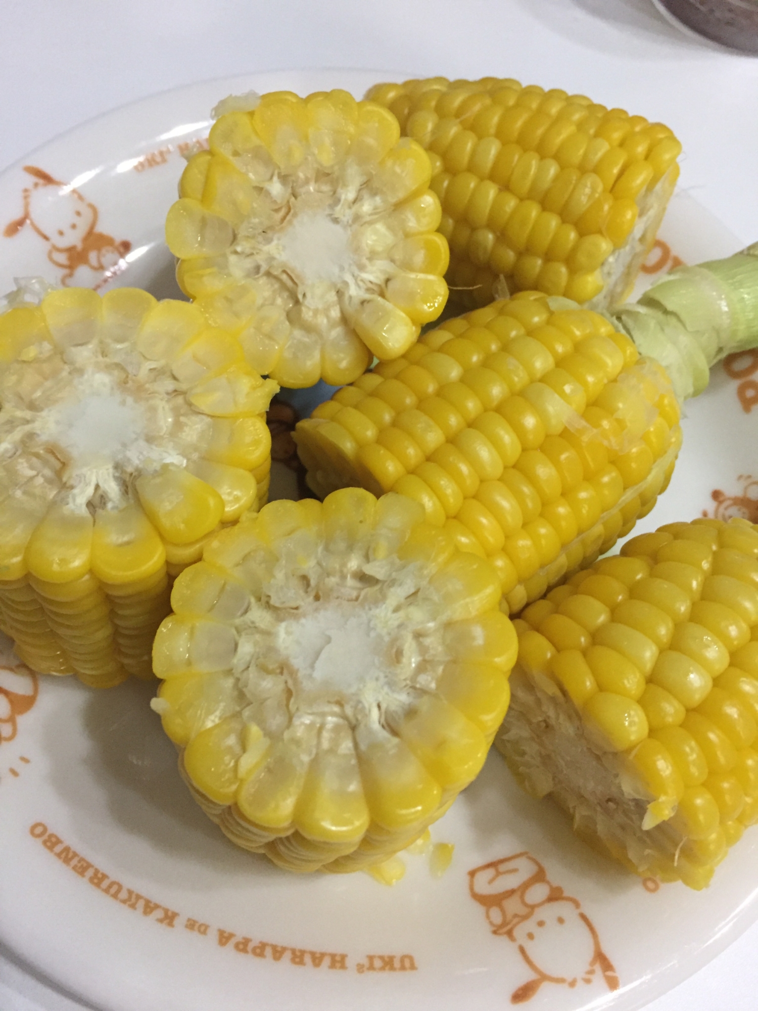 レンジで簡単！美味しいとうもろこし♪