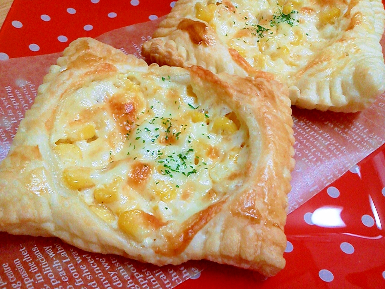 パイシートで簡単 サクサクパイ コーンマヨチーズ レシピ 作り方 By Aka Ru 楽天レシピ パイシートで簡単 サクサクパイ コーンマヨチーズ レシピ 作り方 By Aka Ru 楽天レシピ