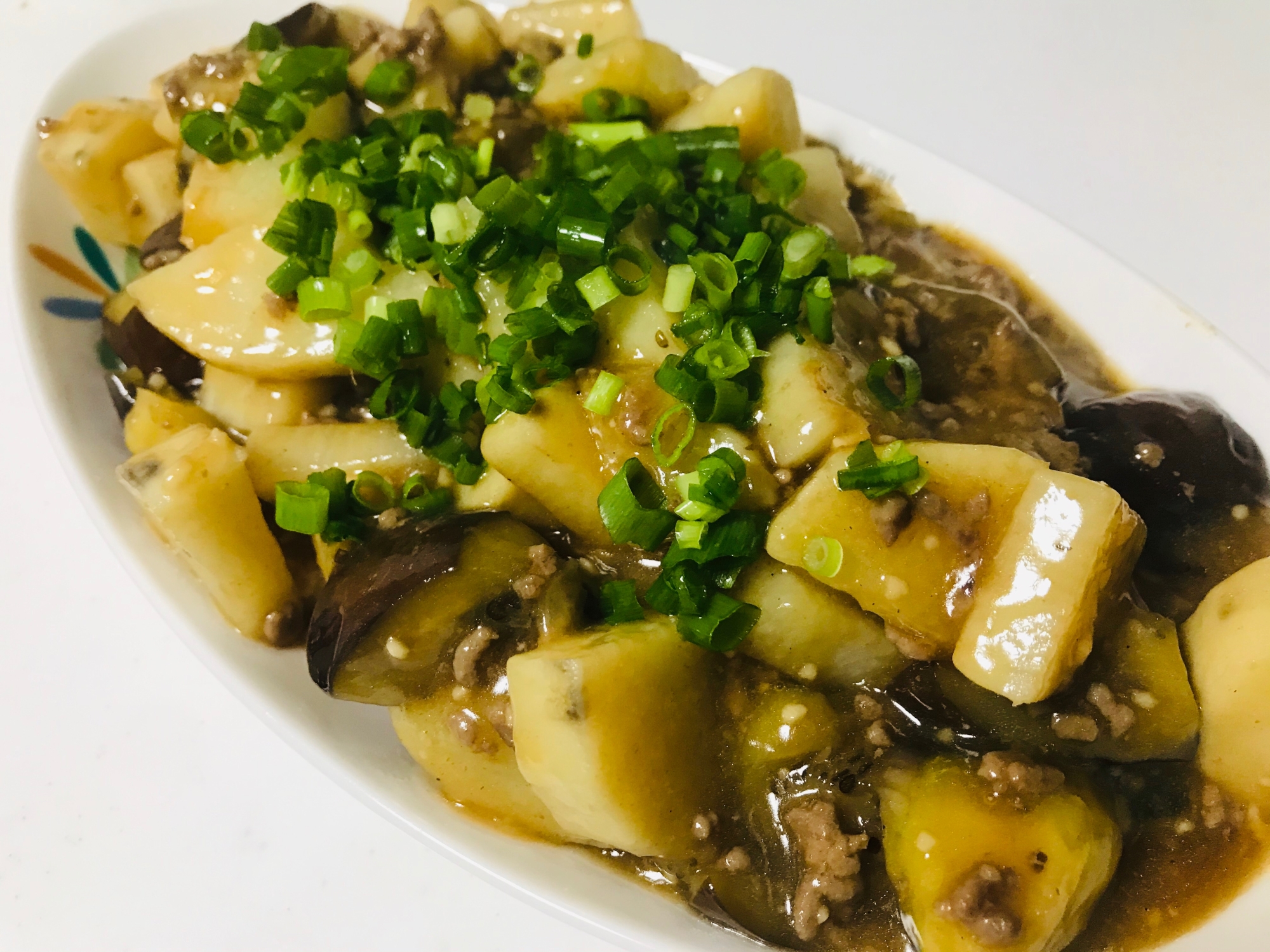 ご飯が進む！長芋と茄子のとろ〜りそぼろ炒め♫