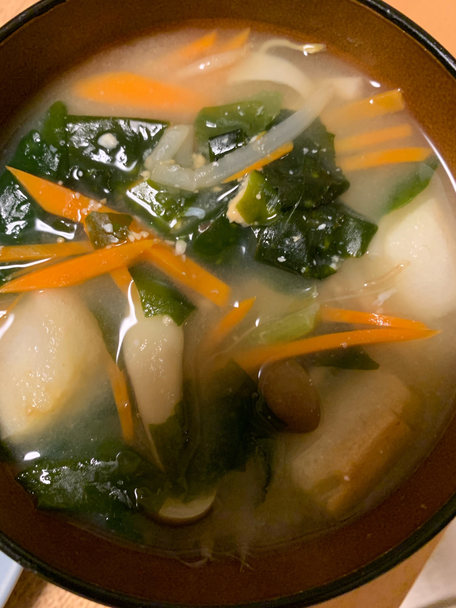 お麩入り野菜味噌汁