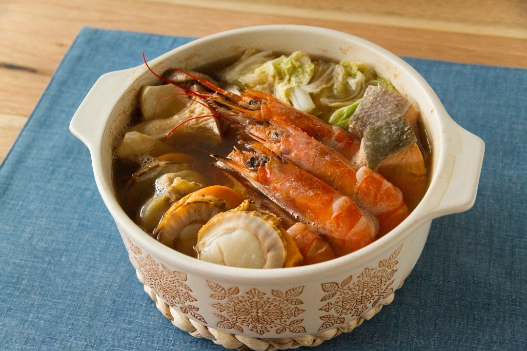 魚介たっぷり海鮮鍋 / Seafood Pot