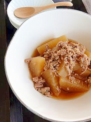 土鍋でほったらかし♪大根の煮物