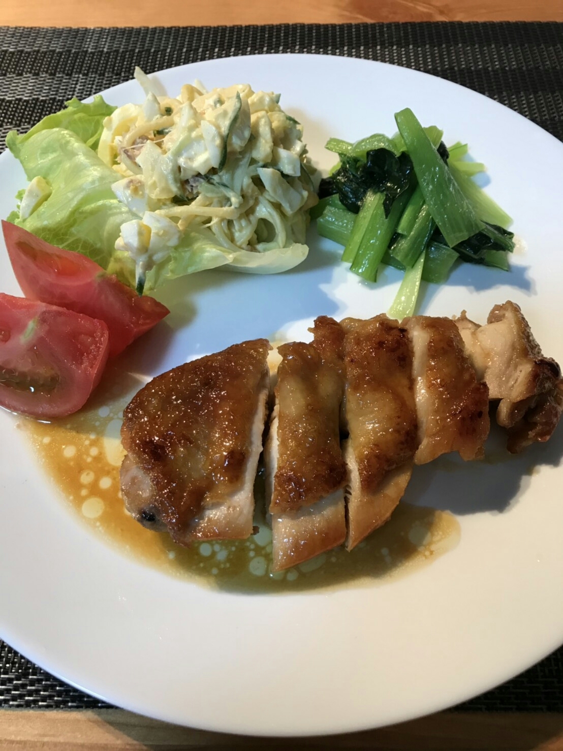 黒酢の照り焼きチキン。