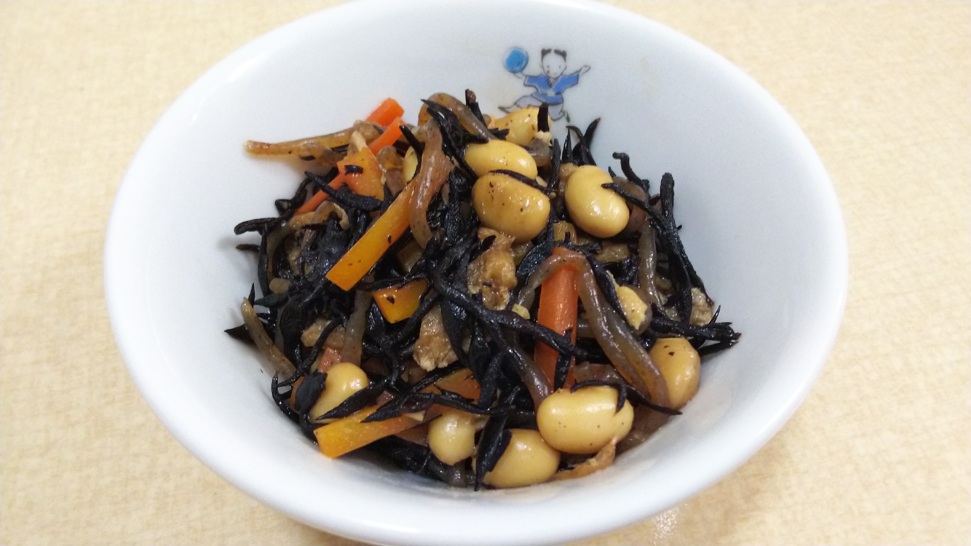 基本のひじきの煮物