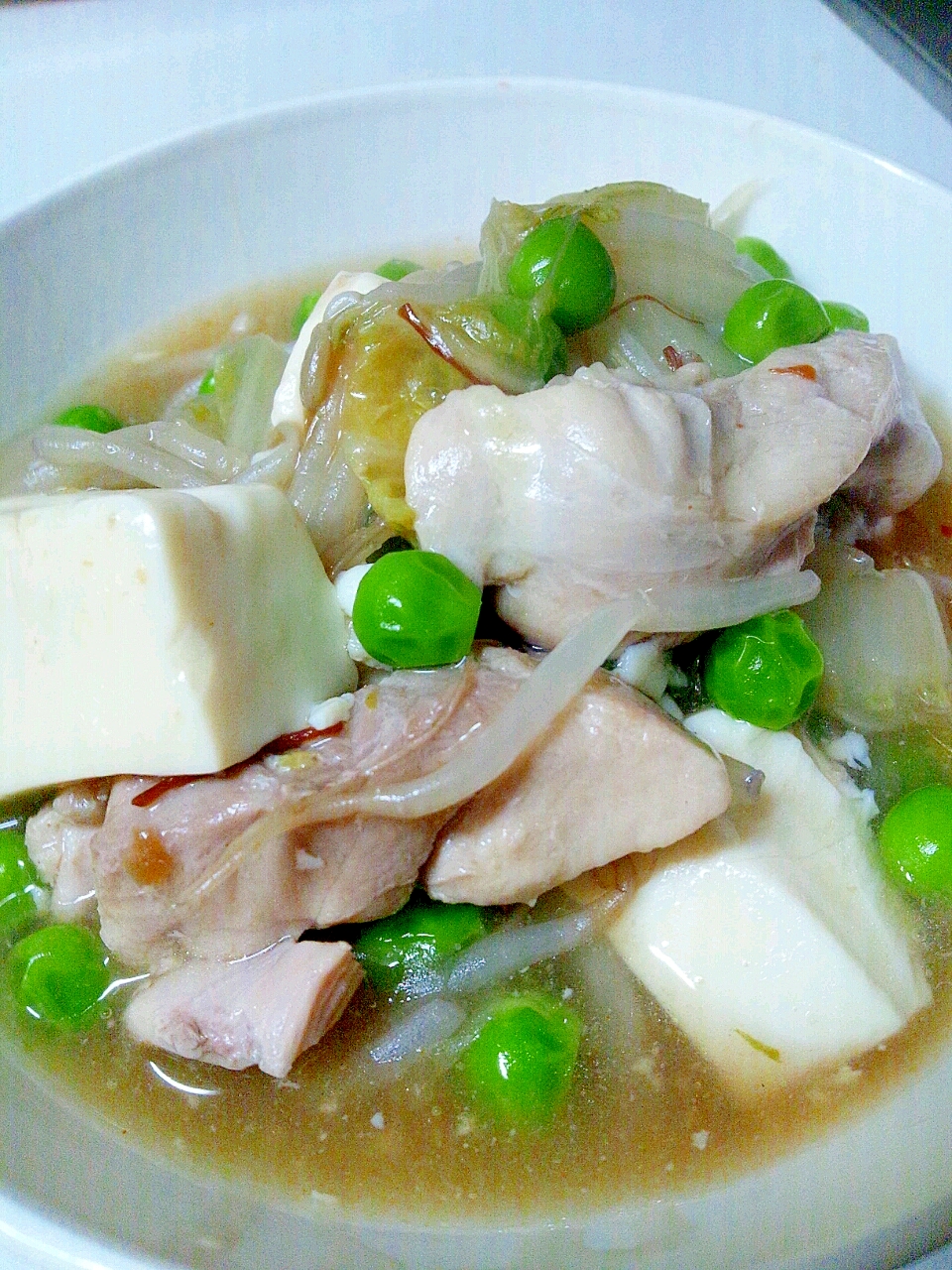 鶏と豆腐の和風煮込み