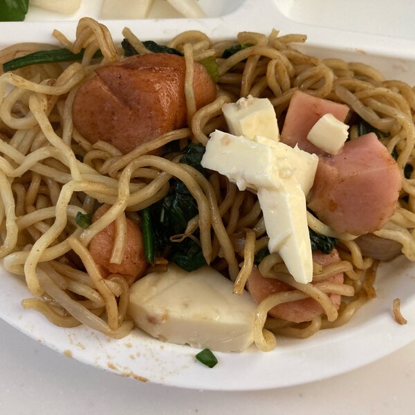 ソーセージとほうれん草のチーズ焼きそば レシピ 作り方 By Pコ 楽天レシピ ソーセージとほうれん草のチーズ焼きそば レシピ 作り方 By Pコ 楽天レシピ