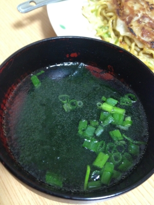 中華風　わかめスープ