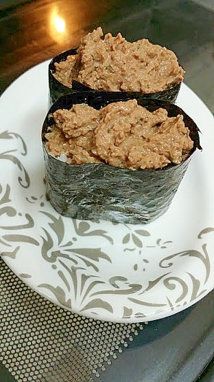冷ご飯ですぐ!レバーペースト軍艦☆