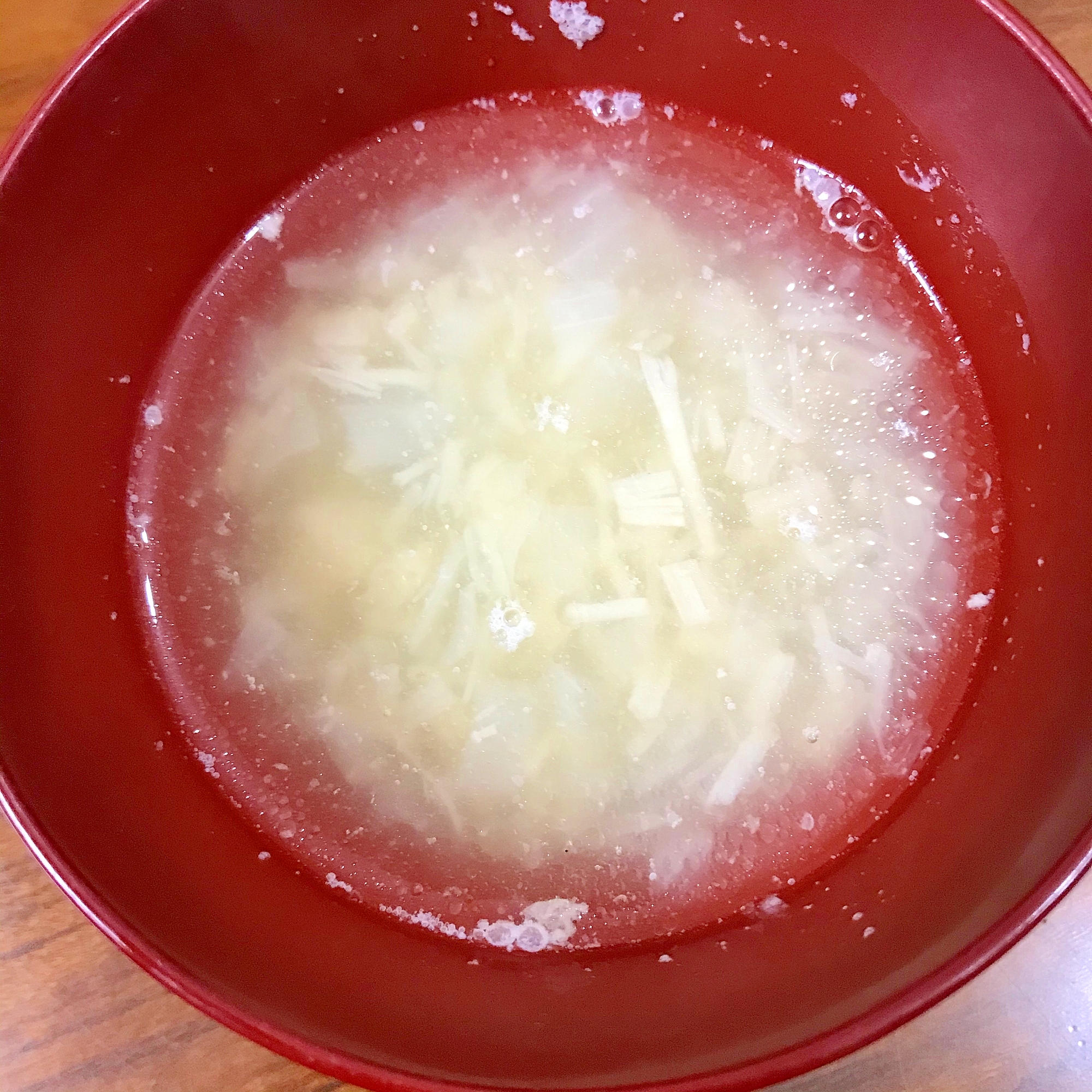 玉ねぎとえのきの中華スープ