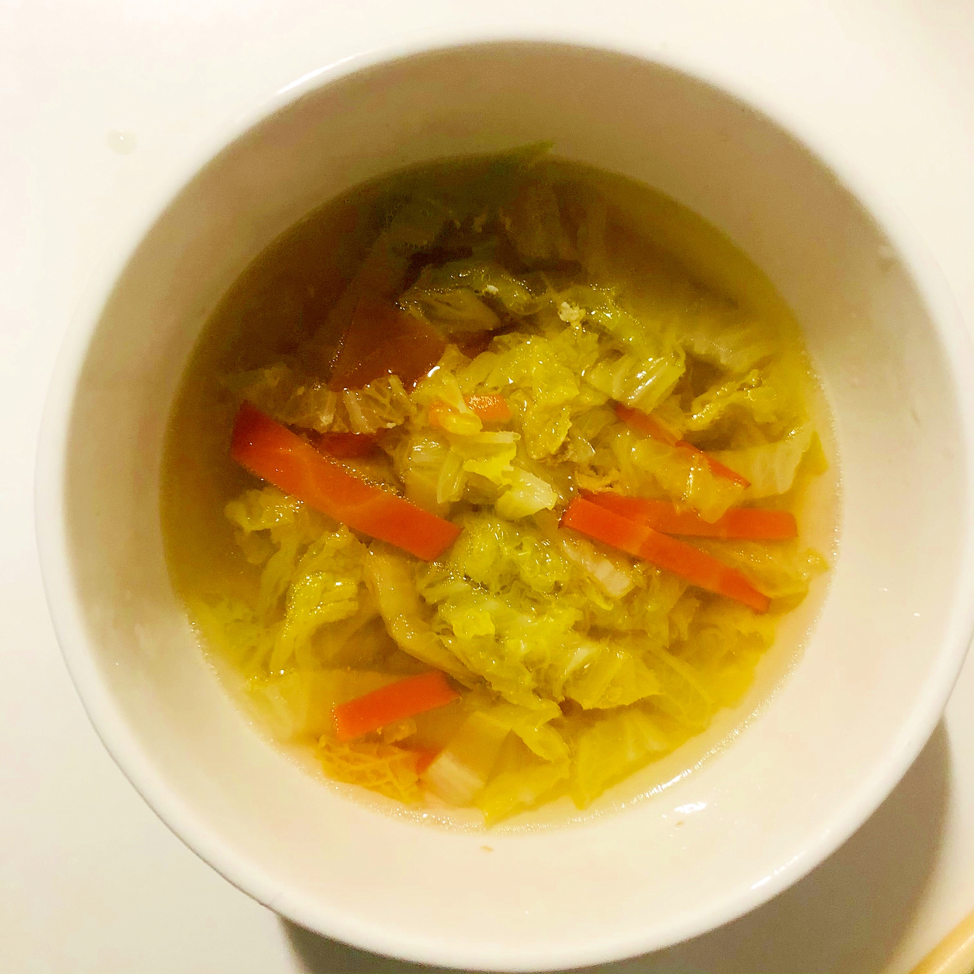 白菜と人参の中華スープ