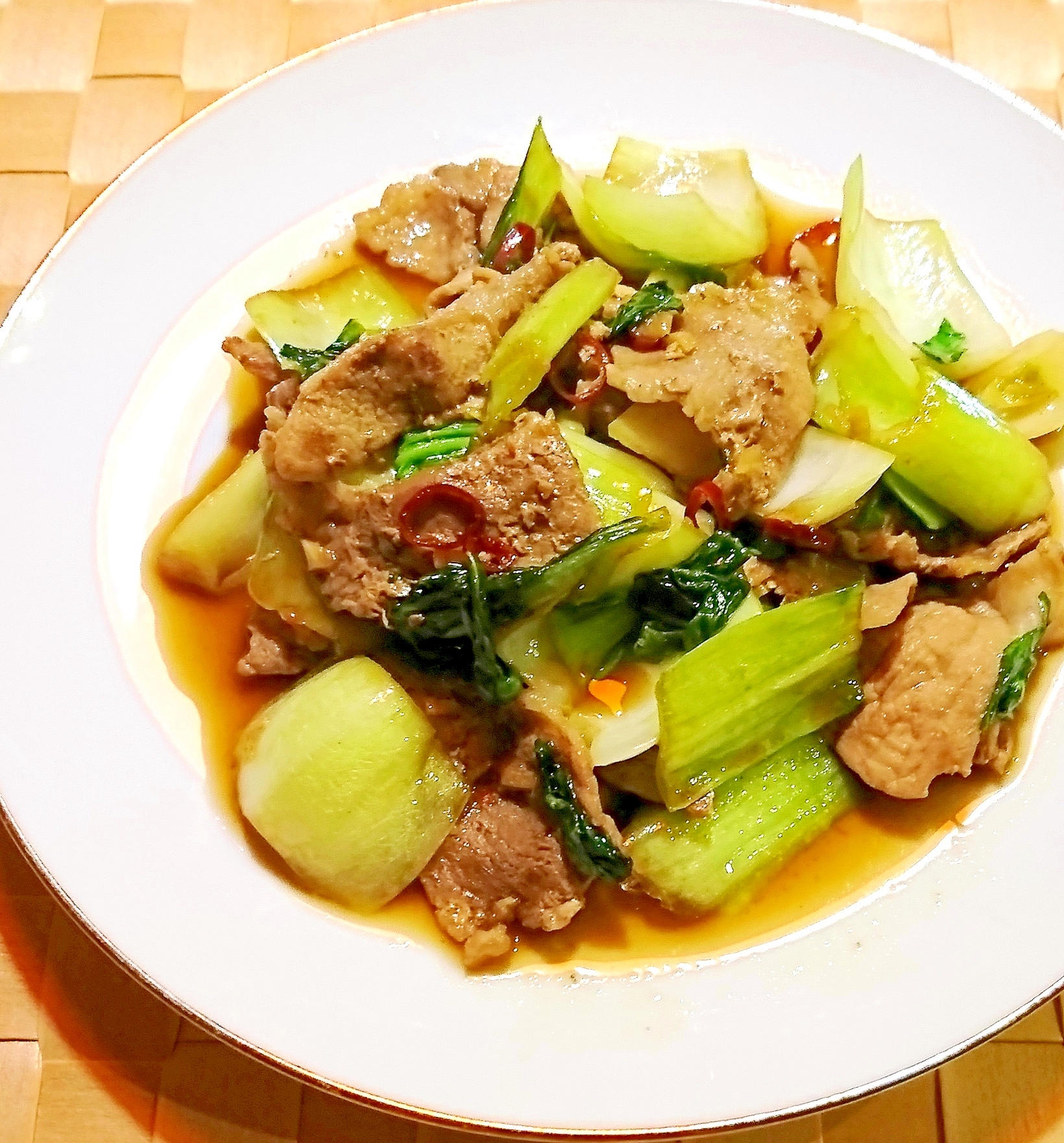 青梗菜と豚肉のピリ辛炒め