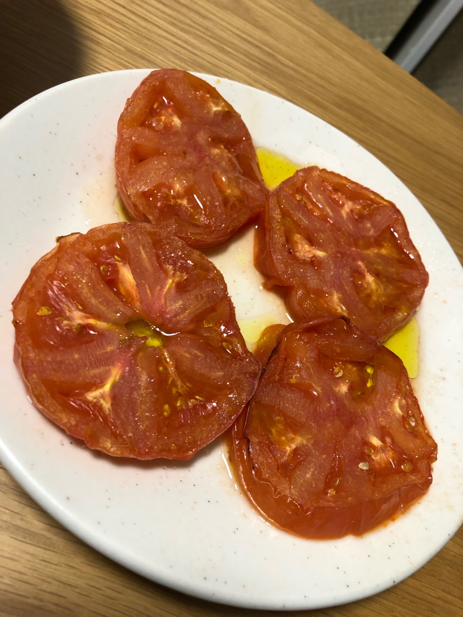 簡単なつまみ！焼きトマト