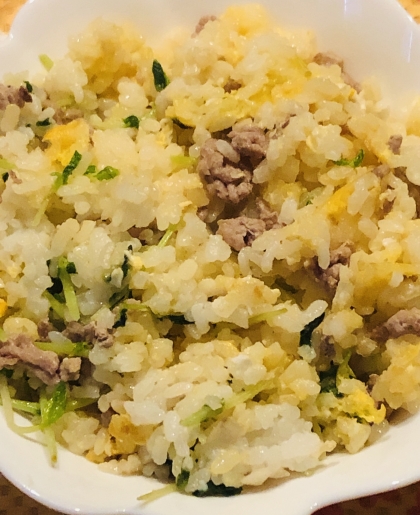 ササっと作れる♫豆苗とひき肉のチャーハン