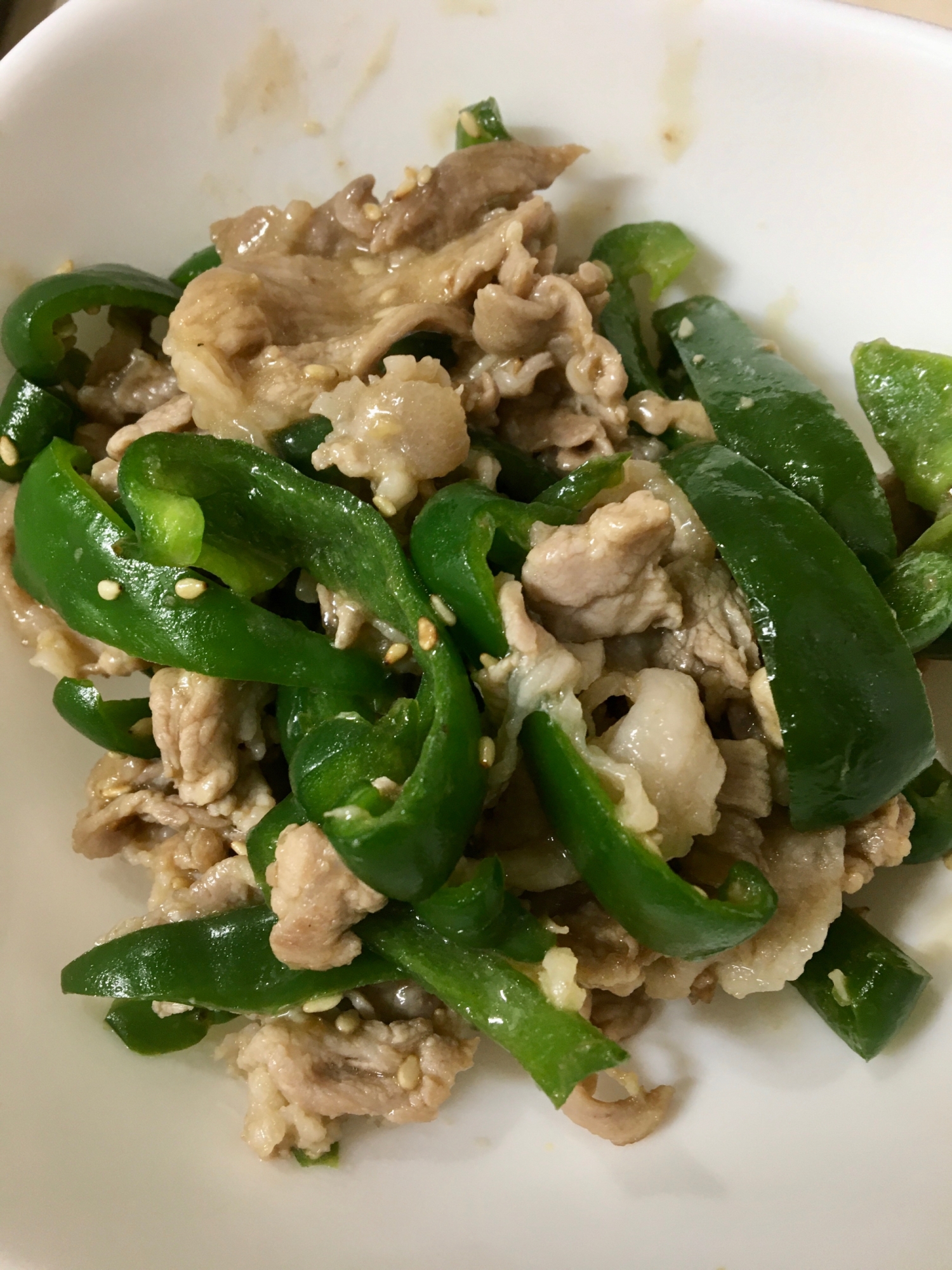 ピーマンと豚バラのオイスターソース炒め