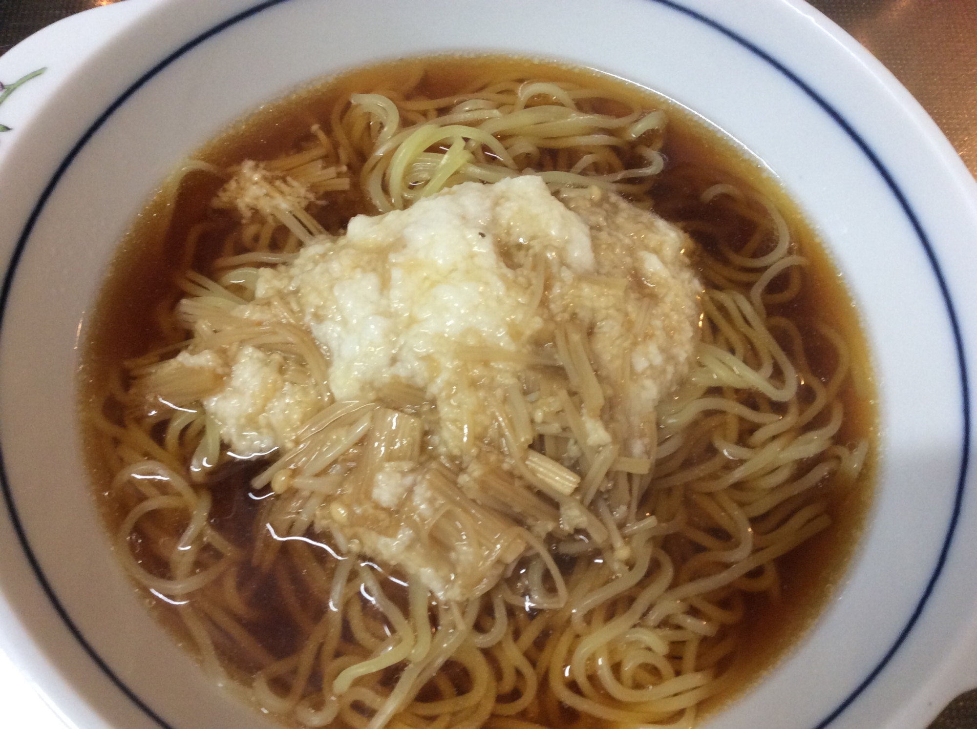 すき焼きタレ煮込エノキ&とろろ芋かけ醤油ラーメン