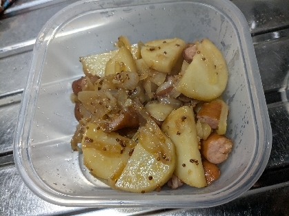 玉ねぎも入れちゃいましたが、ジャーマンポテト美味しくできました！レシピありがとうございます！