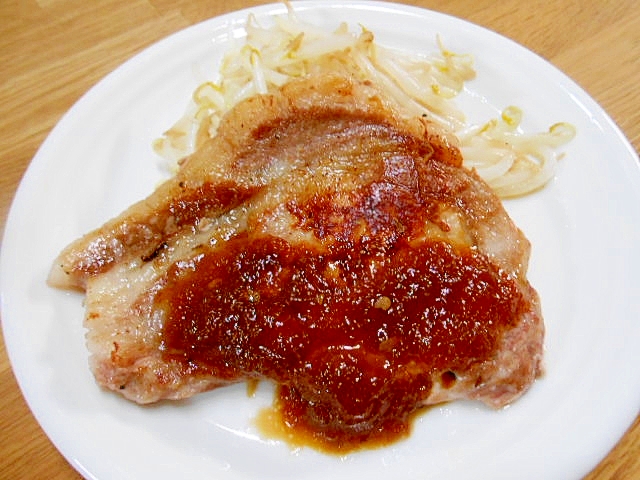 ごはんがすすむ ポークソテー オニオンソース レシピ 作り方 By Maruyu5338 楽天レシピ