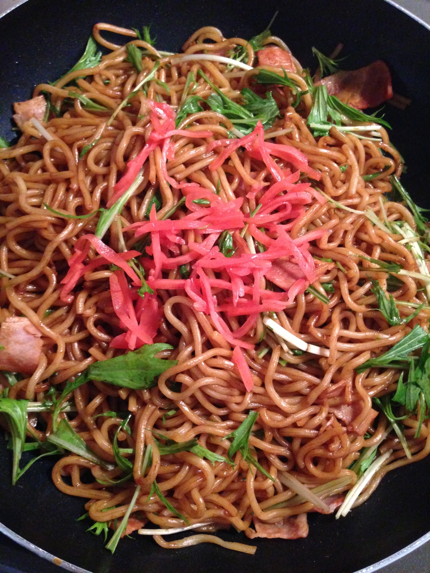 シャキシャキ水菜ともちもち麺の焼きそば