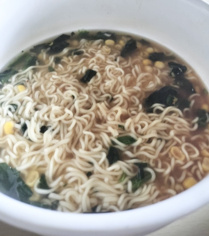 コーンウインナー♪ラーメン